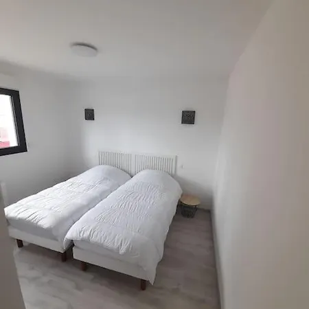 Maison Neuve A 1 Km De La Holiday home *