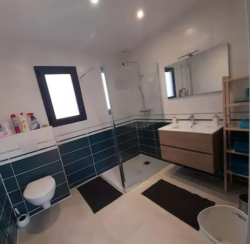 Maison Neuve A 1 Km De La *