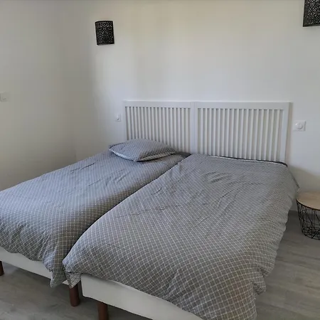Дом отдыха Maison Neuve A 1 Km De La *